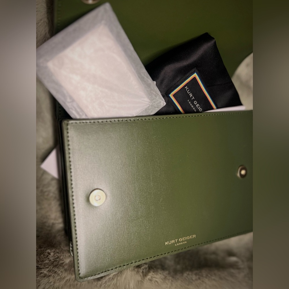 Kurt Geiger -NWT- Green Leather Shoreditch Crossbody Bag - Picture 9 of 11